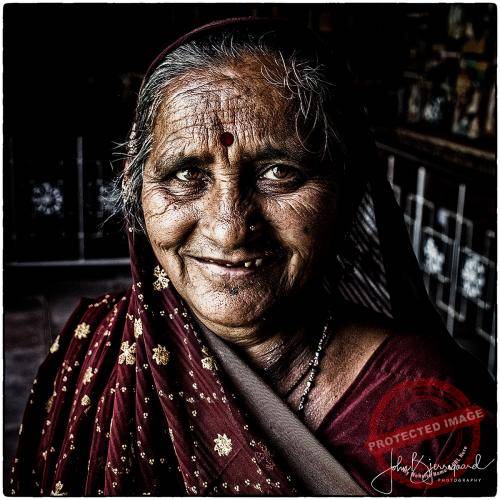 Draganizer_Indian_woman_JBJ